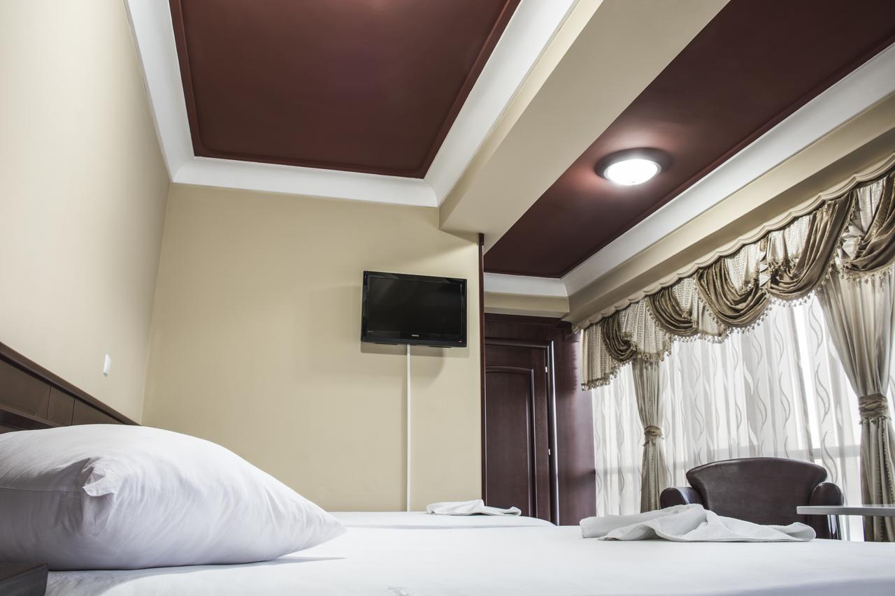 King Hotel Peje Dış mekan fotoğraf