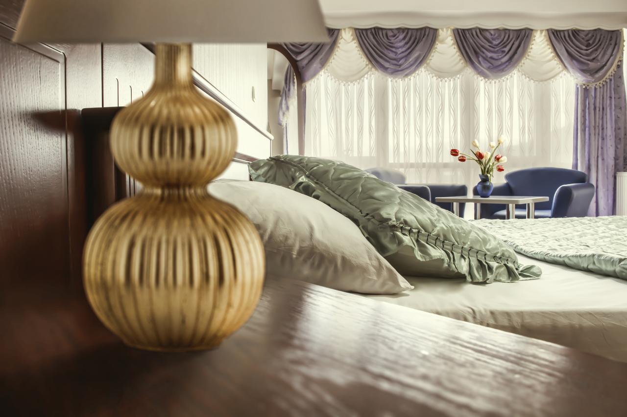 King Hotel Peje Dış mekan fotoğraf