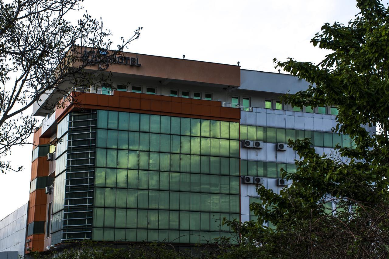 King Hotel Peje Dış mekan fotoğraf